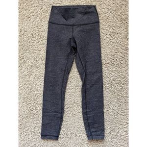 Lululemon Wunder Under Hi-Rise 7/8 Tight 25” inseam. size 4
